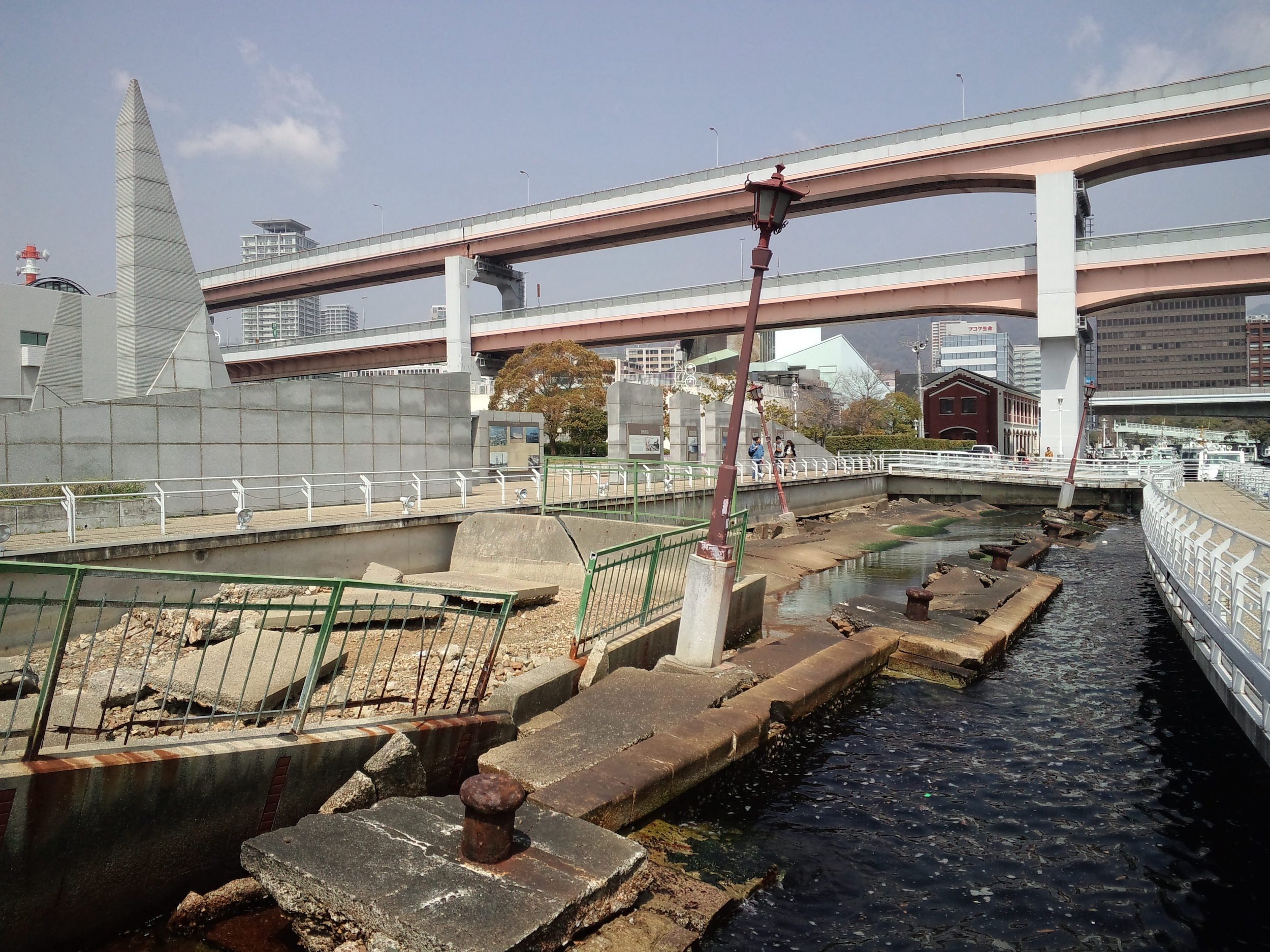 🕊️ 고베항 지진 메모리얼 파크 이미지 11